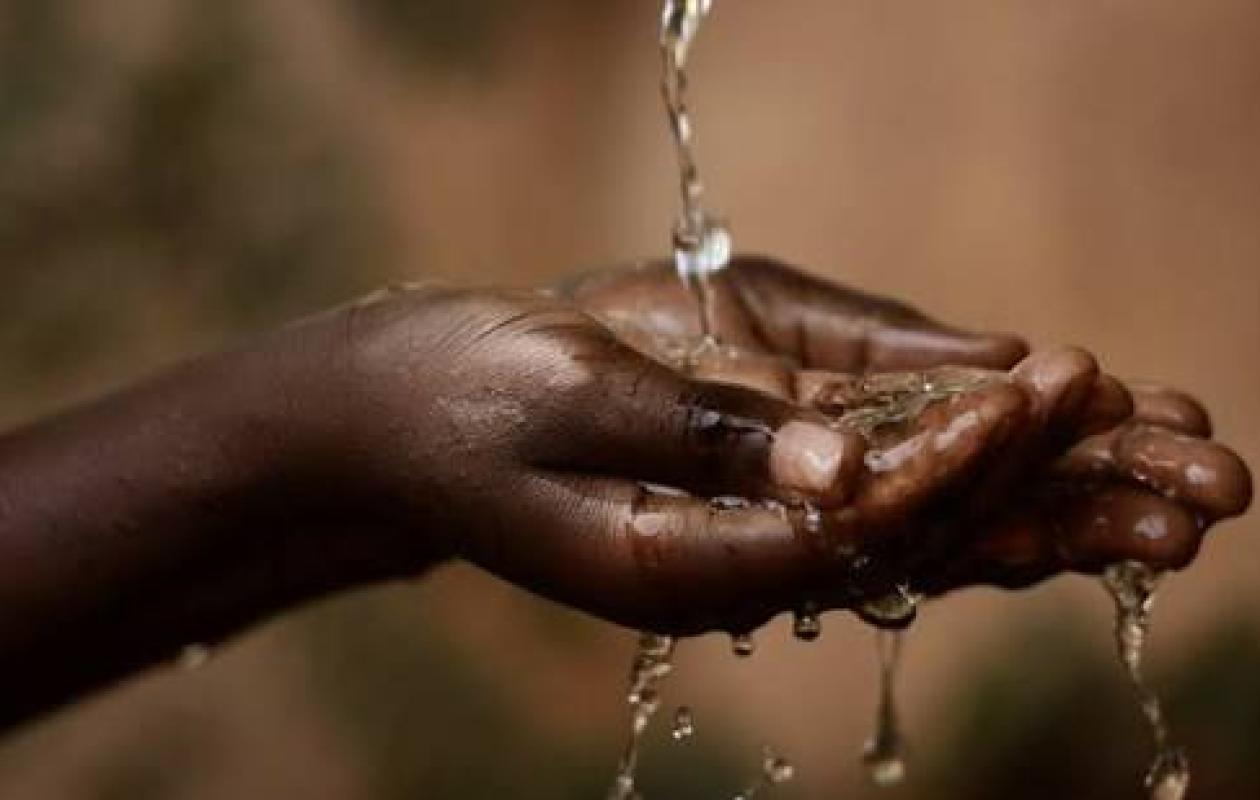 Eau potable : la Banque mondiale met en avant trois piliers pour sécuriser l’eau en Afrique