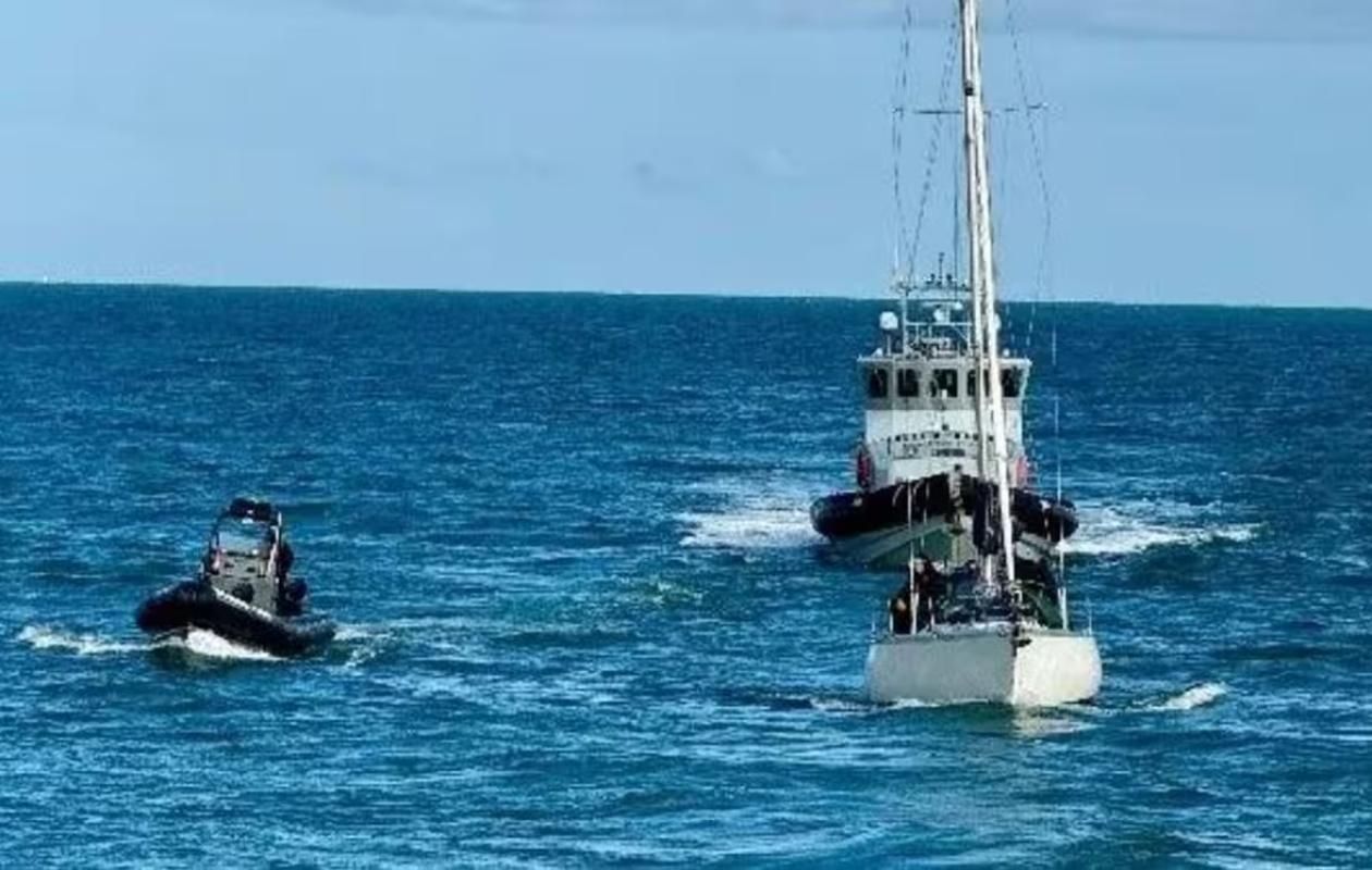 Ils faisaient traverser la Manche à des migrants à bord d'un yacht : deux Ukrainiens condamnés par la justice britannique