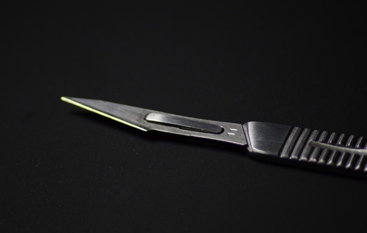 Drame à N’Djamena : un militaire tue trois membres de sa famille avant de succomber