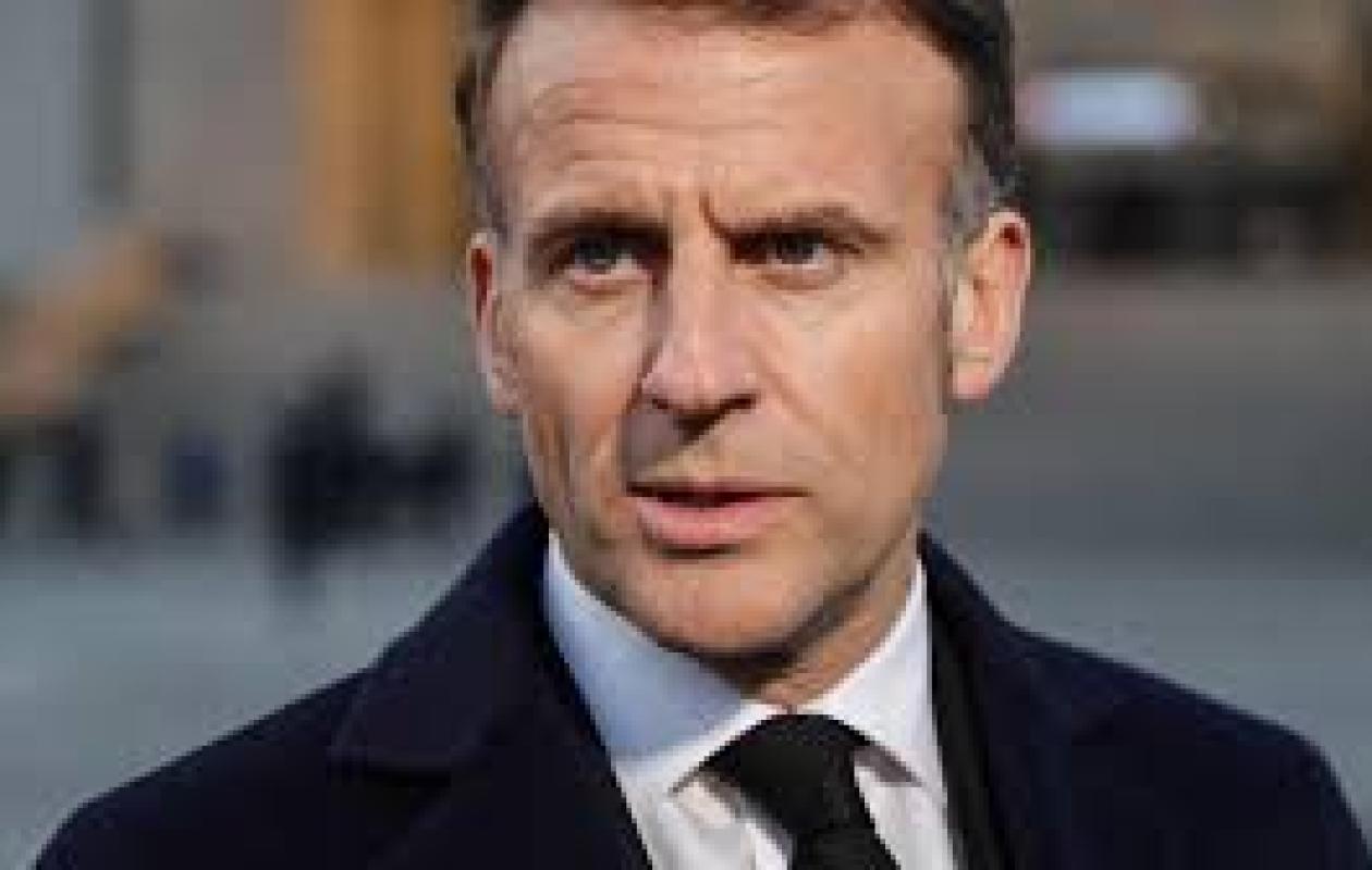 « Ni élégants ni à la hauteur » : Macron répond sèchement aux attaques de Trump