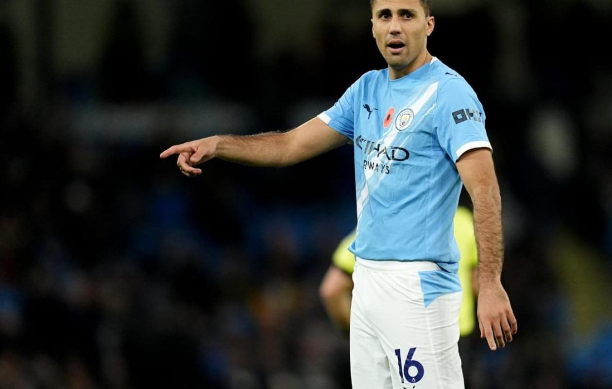 Mercato : Guardiola prêt à laisser filer Rodri vers le Real Madrid