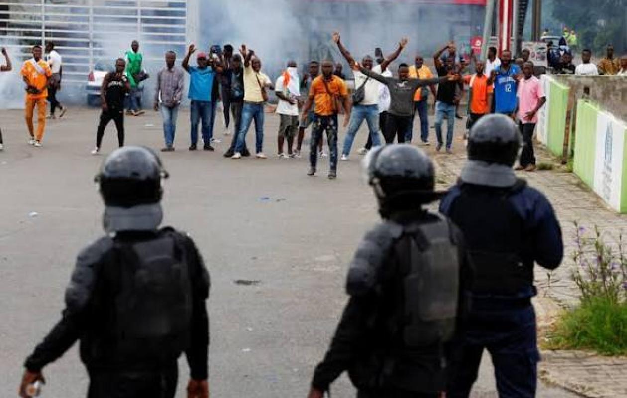 Côte d'Ivoire : arrêtées lors de la présidentielle, des centaines de personnes restent détenues