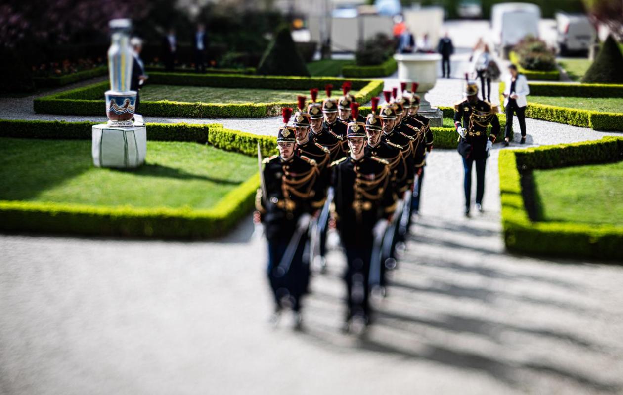 Un gendarme porte plainte pour harcèlement après « six années de racisme » au sein de la garde républicaine