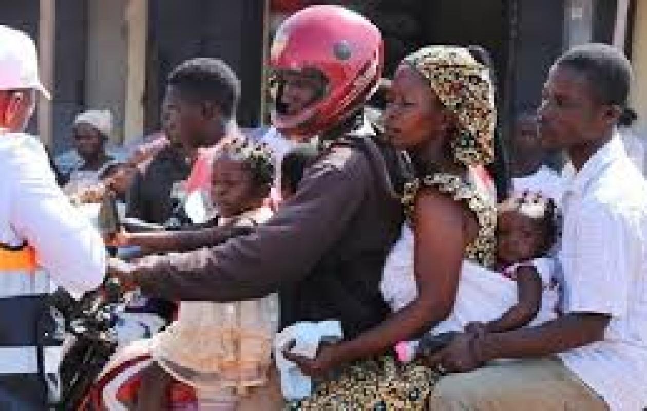 Sécurité routière : une organisation citoyenne encourage le port du casque