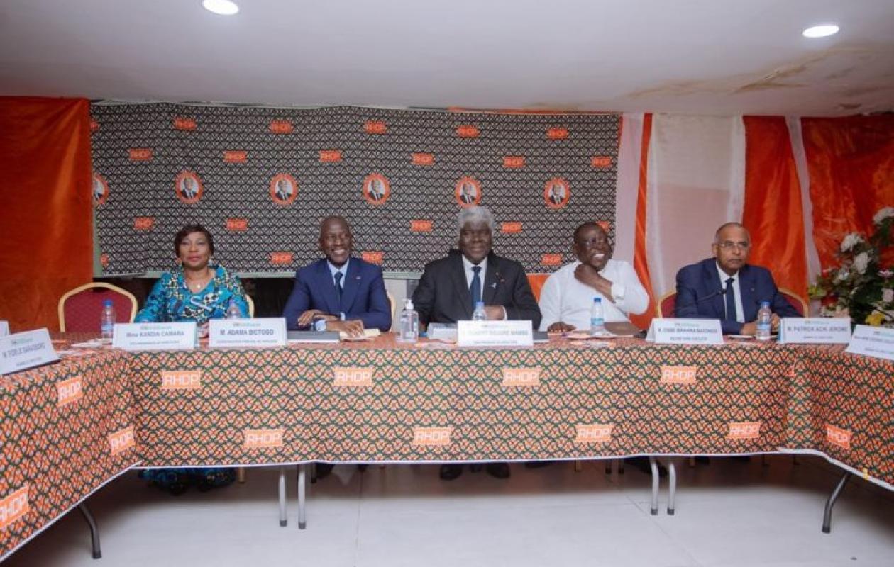 RHDP : vague de sanctions contre des cadres « indisciplinés » après les législatives de 2025