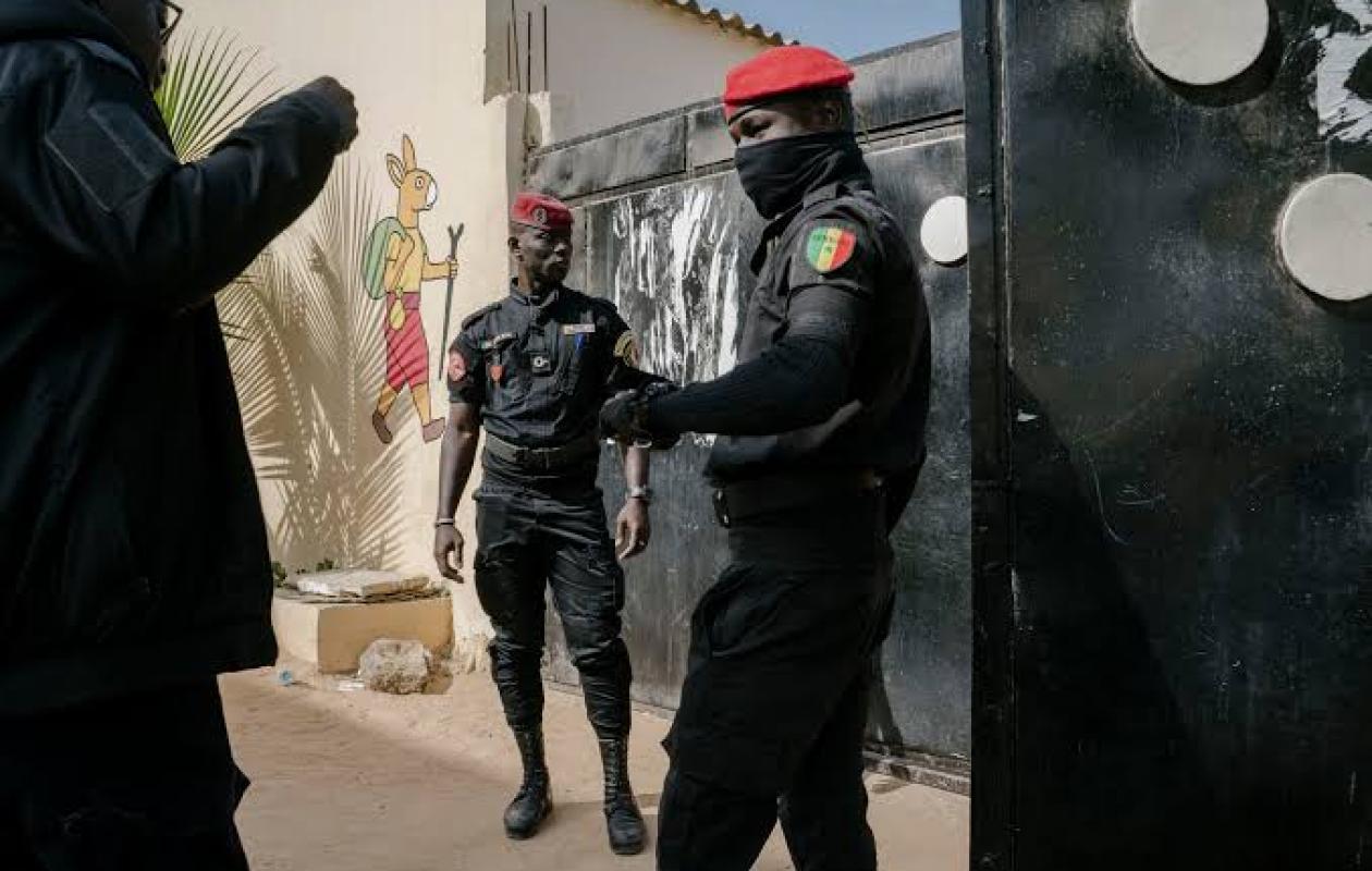 Répression Au Sénégal, le premier homme condamné depuis la nouvelle loi contre l’homosexualité