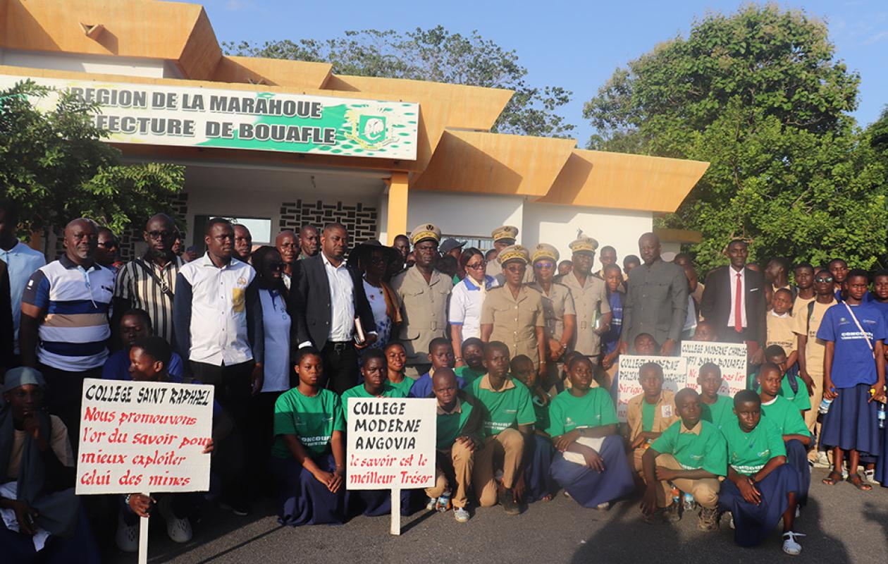 Bouaflé : un concours scolaire pour alerter sur les dangers du mercure et valoriser l’école