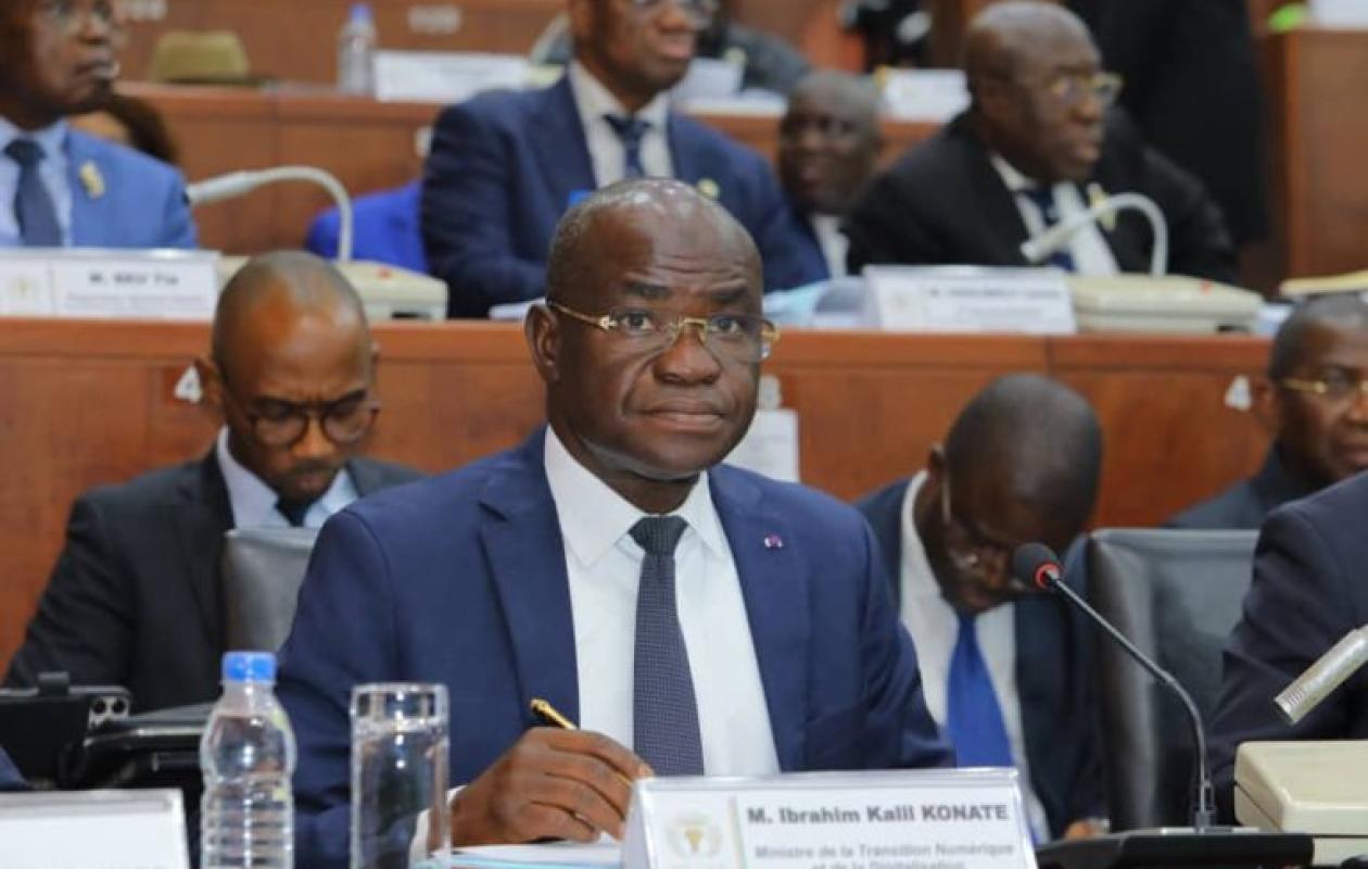 PME en Côte d’Ivoire : double victoire parlementaire pour Kalil Konaté, des réformes structurantes adoptées à l’unanimité
