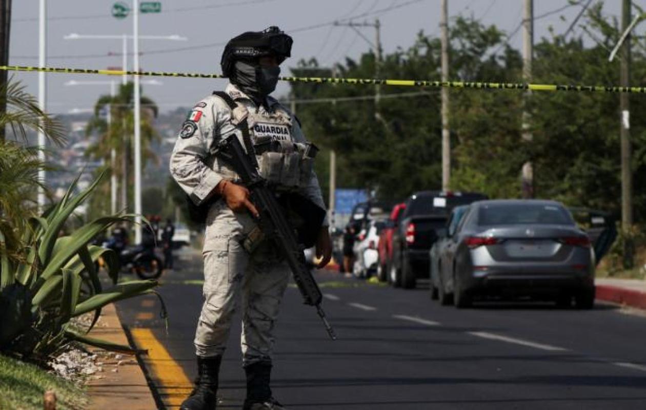 «ILS SONT TOMBÉS DANS UN RAVIN» : QUATRE AGENTS ANTIDROGUE, DONT DEUX AMÉRICAINS, TUÉS DANS UN ACCIDENT DE LA ROUTE AU MEXIQUE