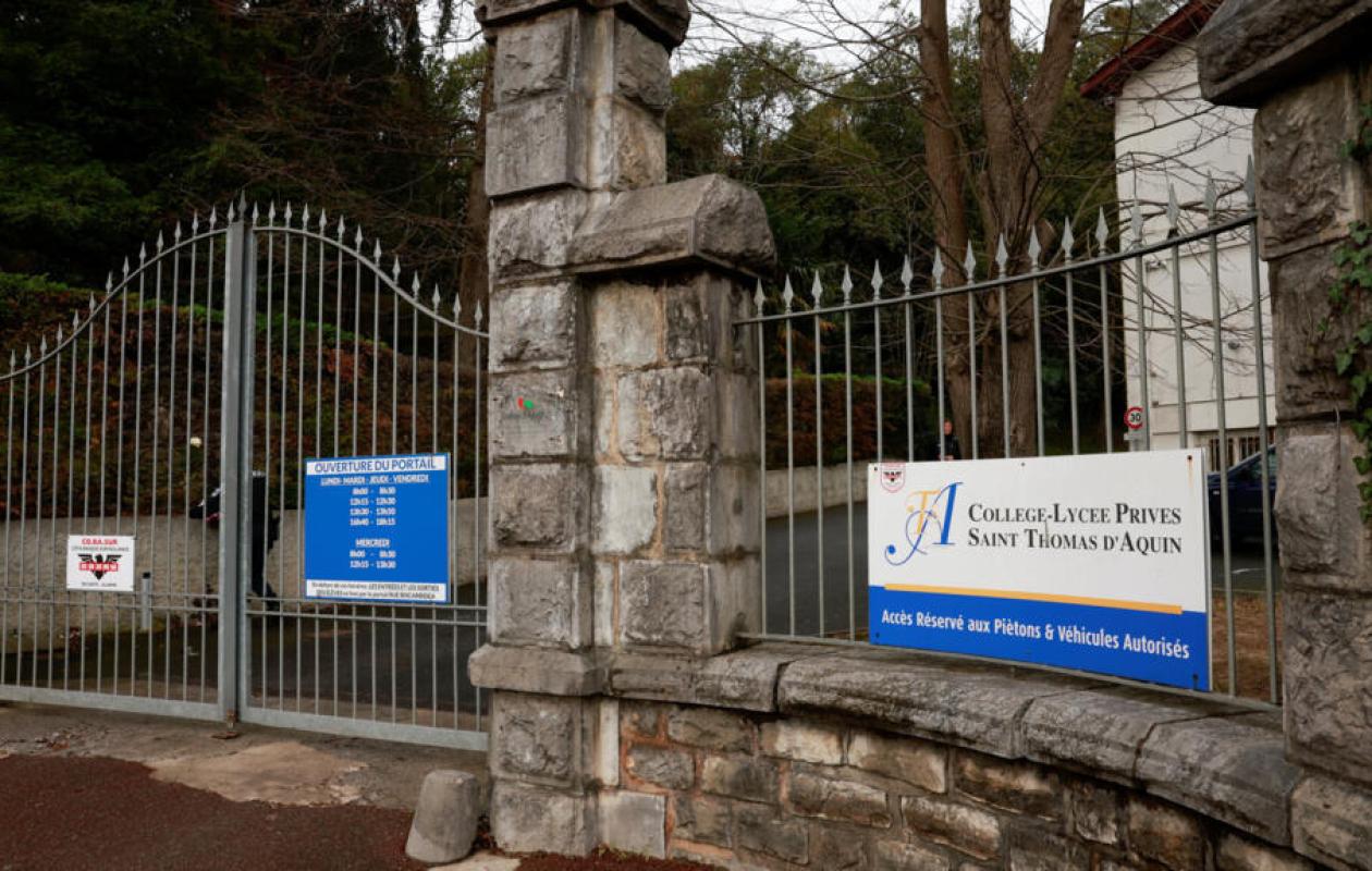 France: l'élève qui a assassiné l'enseignante Agnès Lassalle en 2023 condamné à 15 ans de réclusion