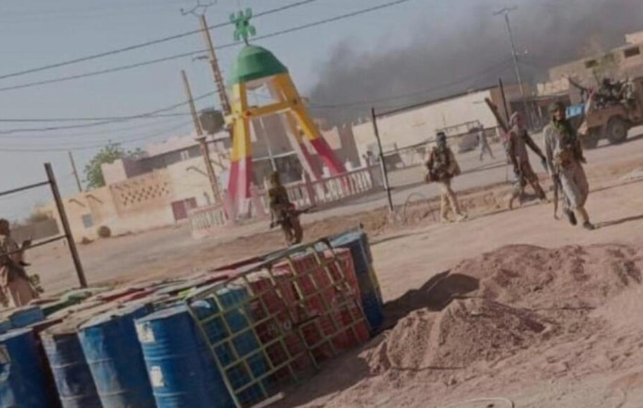 Mali: les combats reprennent à Kidal entre rebelles touareg alliés aux jihadistes face à l'armée