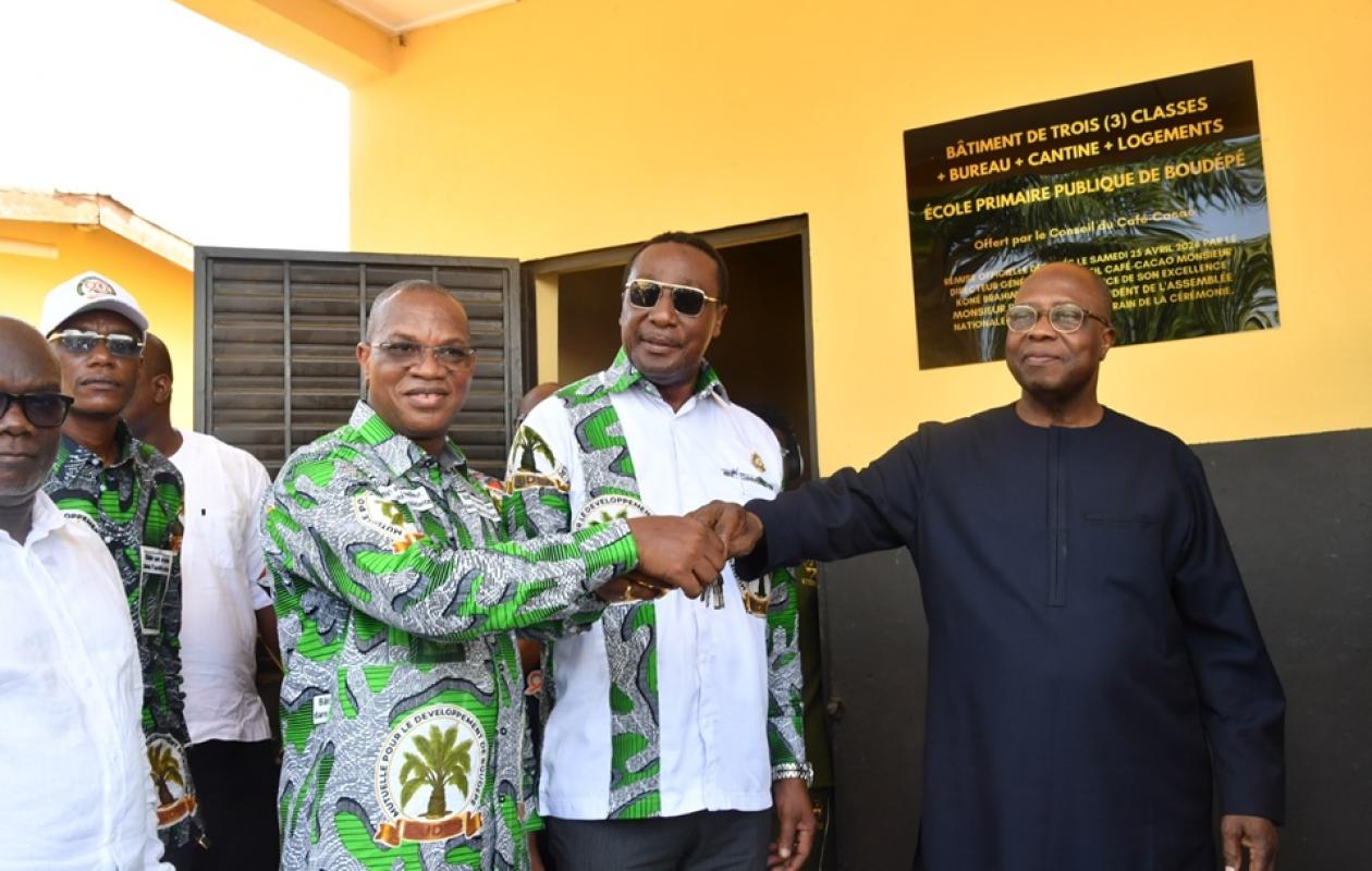 Boudépé : Le Conseil du Café-Cacao célèbre les 90 ans de l'EPP avec de nouveaux équipements