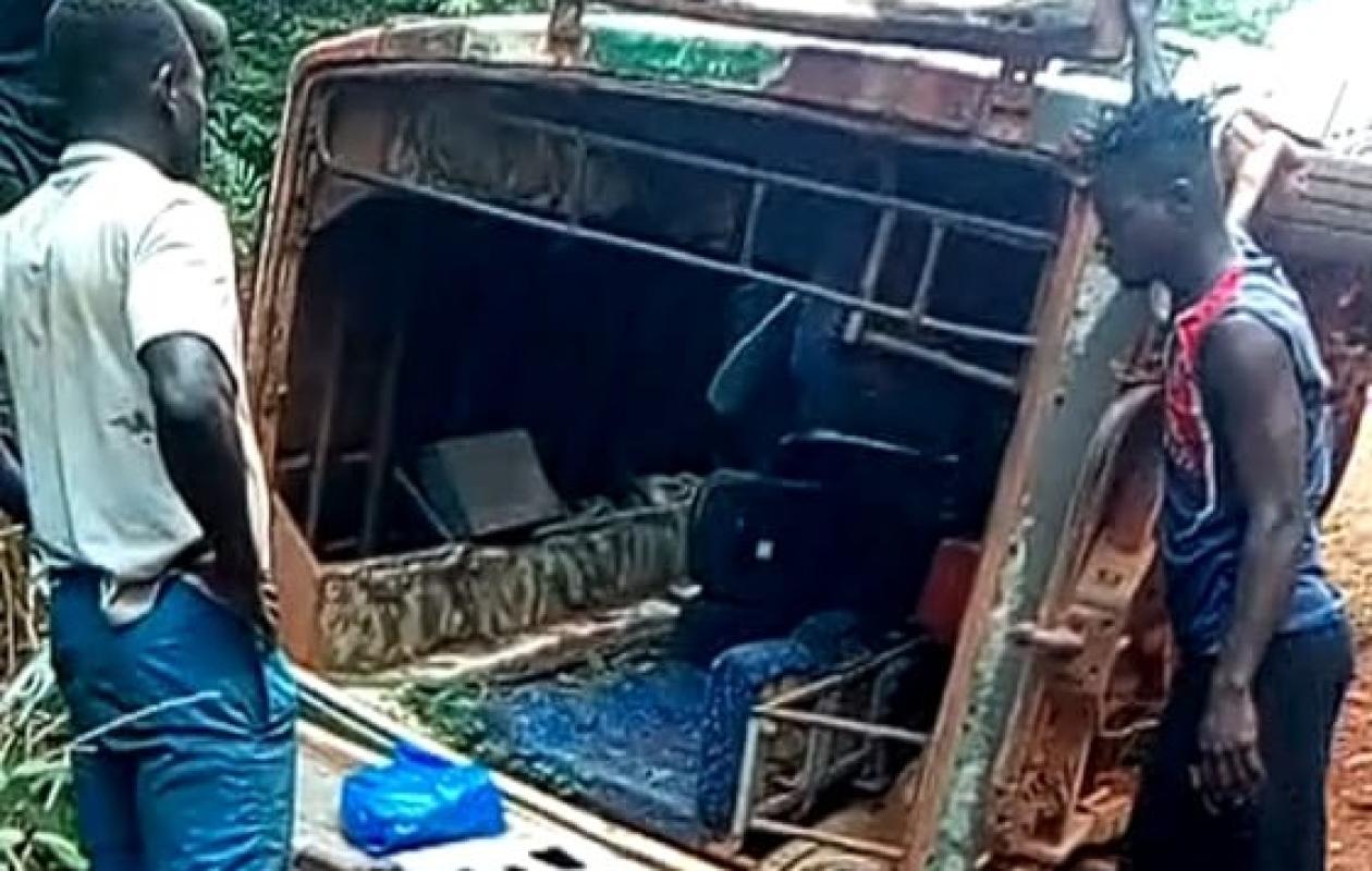 Bocanda : un “Massa” se renverse, plusieurs passagers blessés