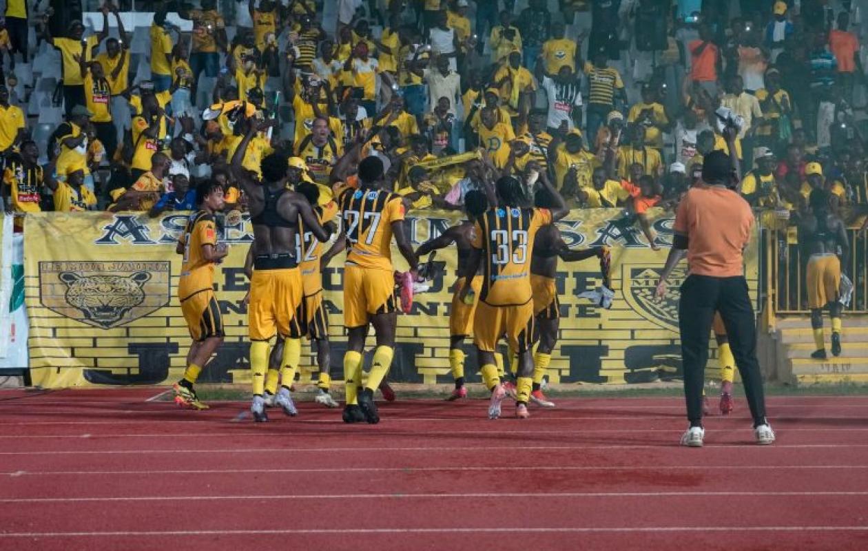 Ligue 1 : l’ASEC Mimosas sacré champion avant terme après un succès décisif