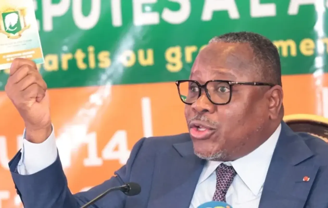 Côte d’Ivoire : Vers une refonte totale du système électoral après la dissolution de la CEI