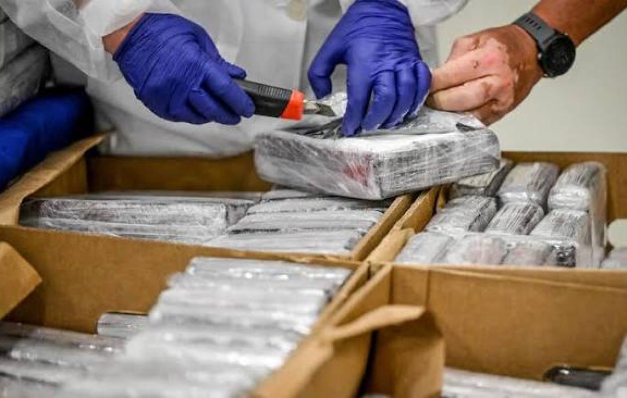 Espagne : 30 tonnes de cocaïne d'une valeur de 812 millions d'euros saisies par la justice