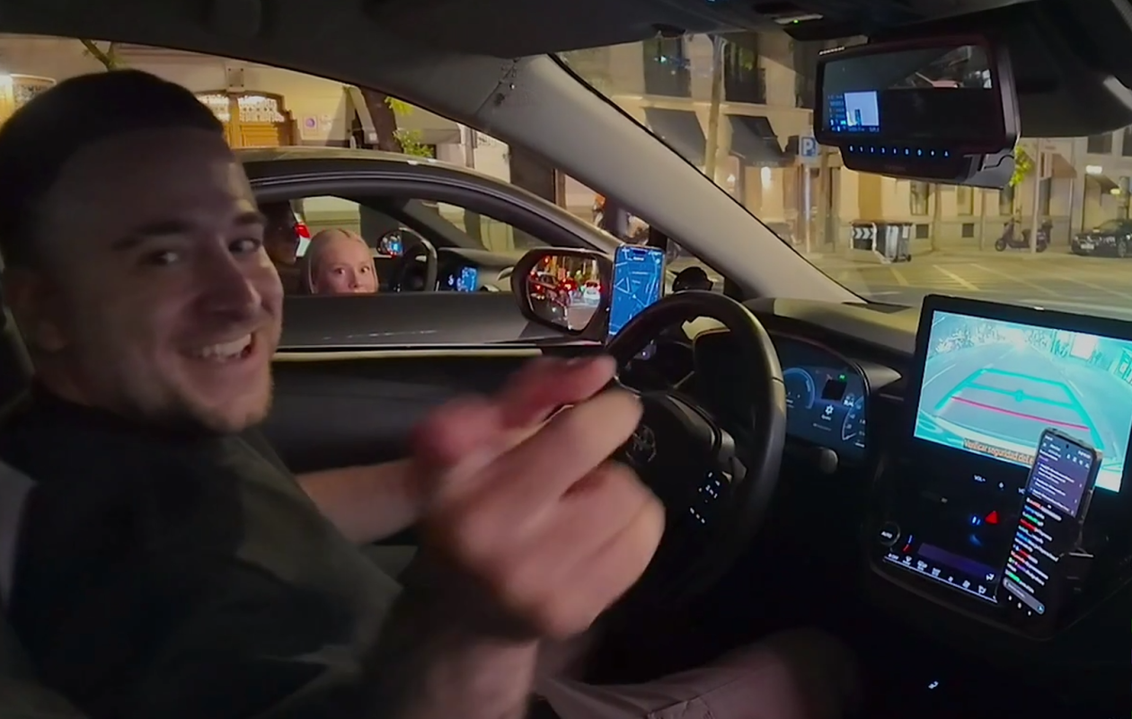 « Surréaliste » : En plein live Twitch, ce chauffeur de taxi croise Kylian Mbappé en virée à Madrid