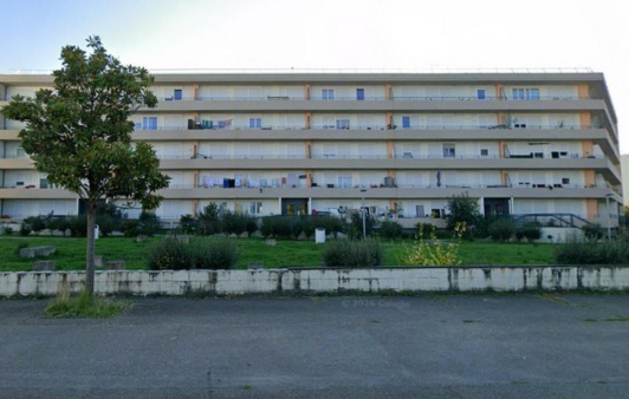 Pour échapper à un incendie, une fillette de 9 ans saute du 4ème étage