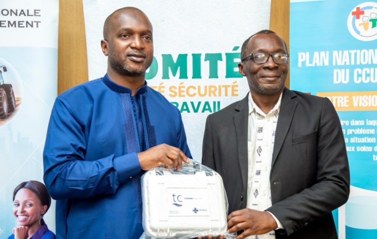 La BNI offre des thermocoagulateurs pour booster la lutte contre le cancer du col de l'utérus en Côte d'Ivoire