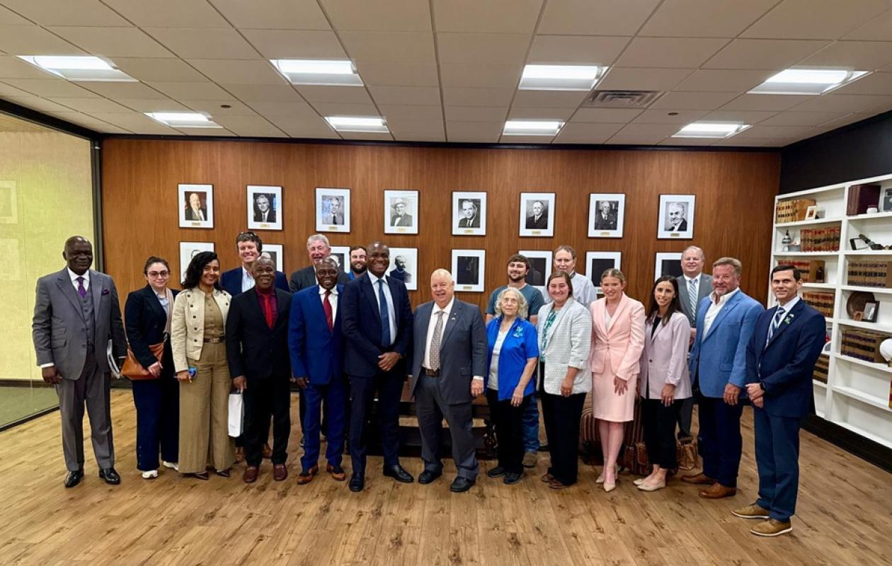 Cap sur le SELAB 2026 : Le ministre Sidi Touré tisse des liens stratégiques aux États-Unis