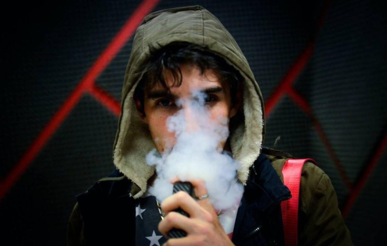 Journée mondiale sans tabac : l'OMS alerte sur les 40 millions d'adolescents piégés par la nicotine
