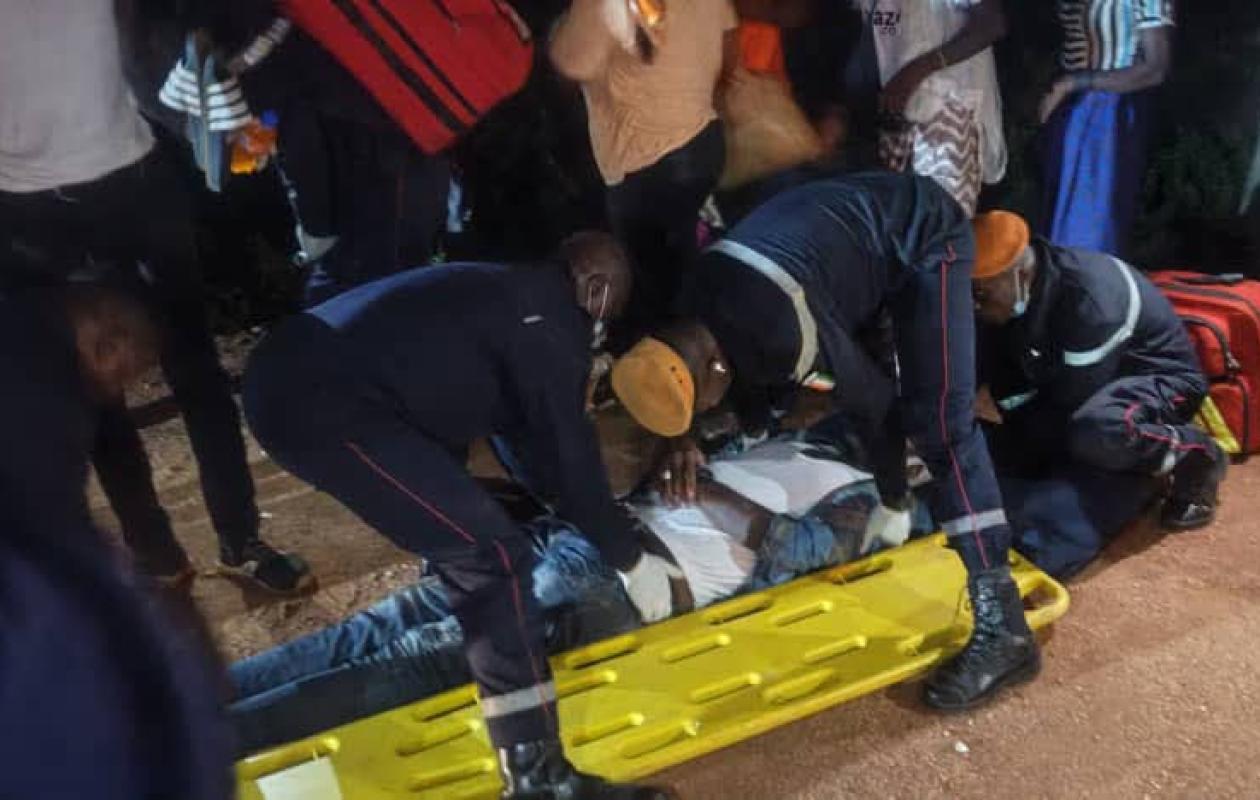 Hambol : un camion chargé d’huile fait une sortie de route sur l’axe Katiola–Niakara, deux blessés