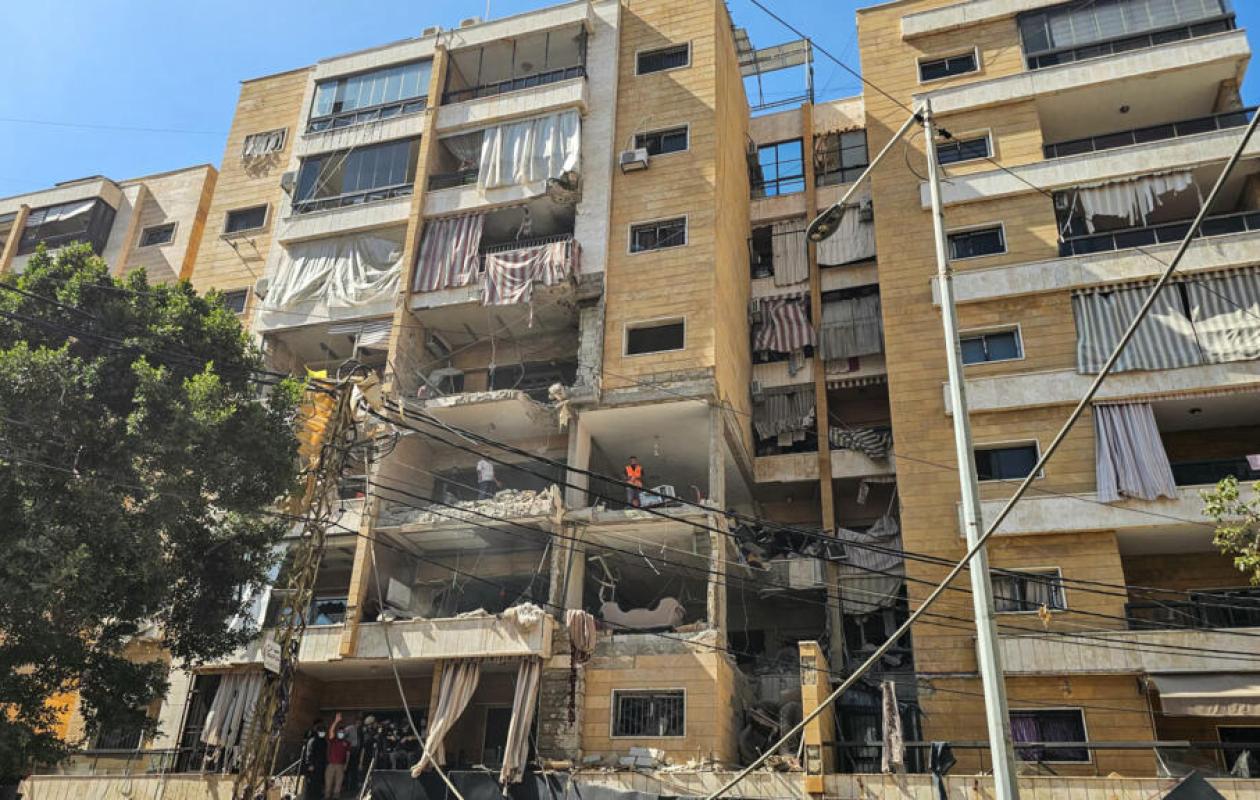 Moyen-Orient: au 100e jour de la guerre, l'Iran menace les États-Unis et Israël après des frappes sur Beyrouth