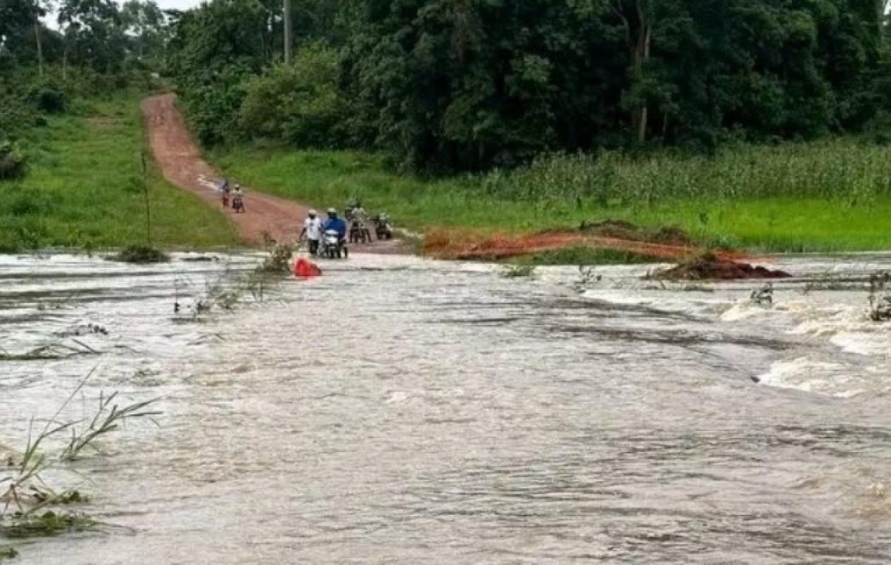Alerte : L'Indénié-Djuablin coupé du monde par les eaux, plusieurs axes routiers impraticables