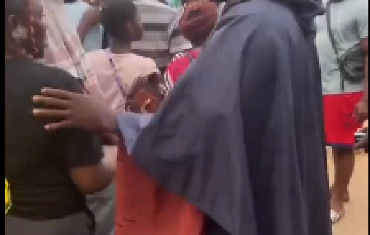 Bingerville : Une entreprise d’un ressortissant libanais saccagée après la mort d’un vigile sans assistance (Vidéo)