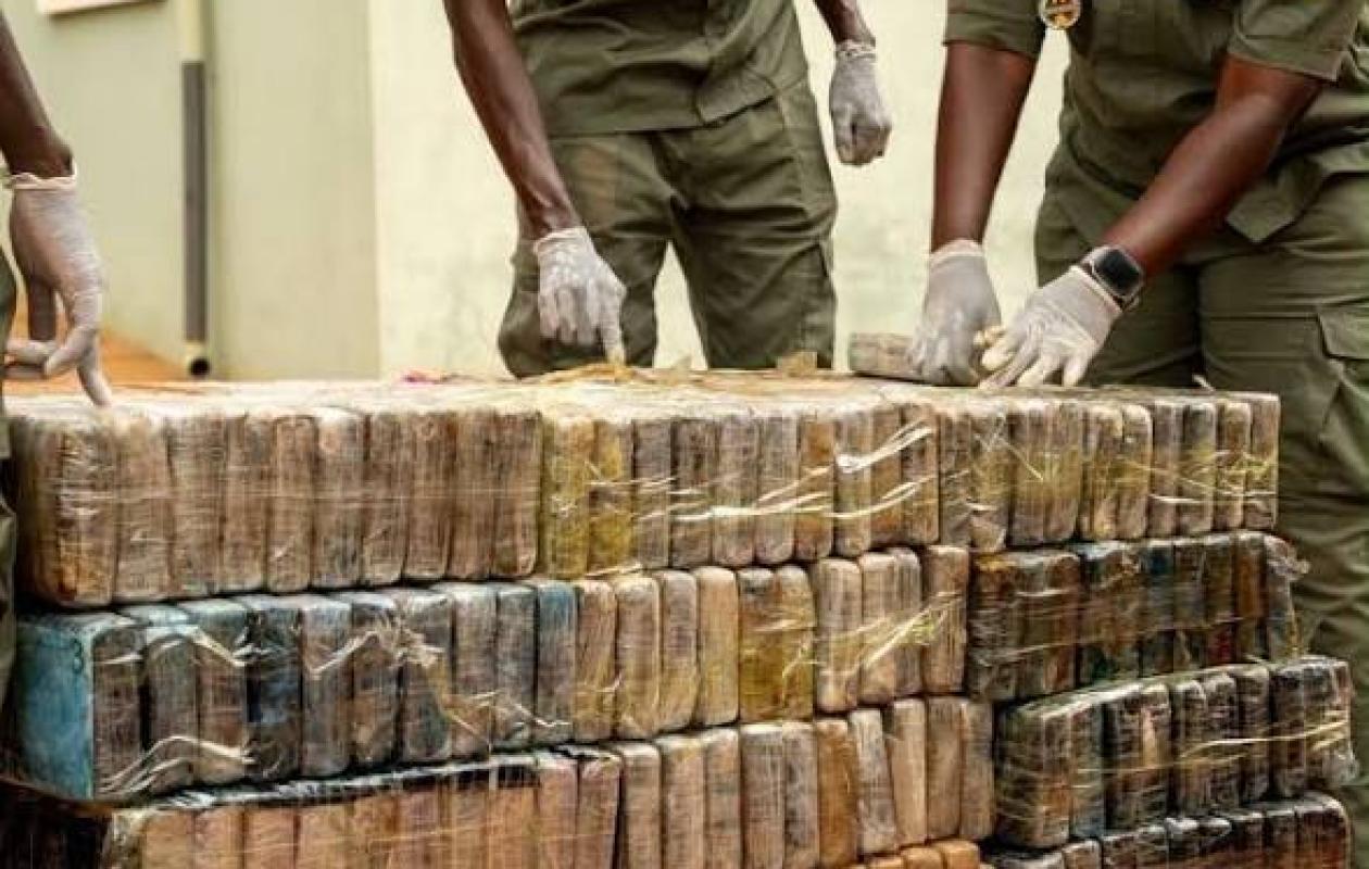 Trafic de drogue : La Brigade des Douanes de Koumpentoum saisit 970,6 kg de cocaïne pure évalués à 58 milliards CFA