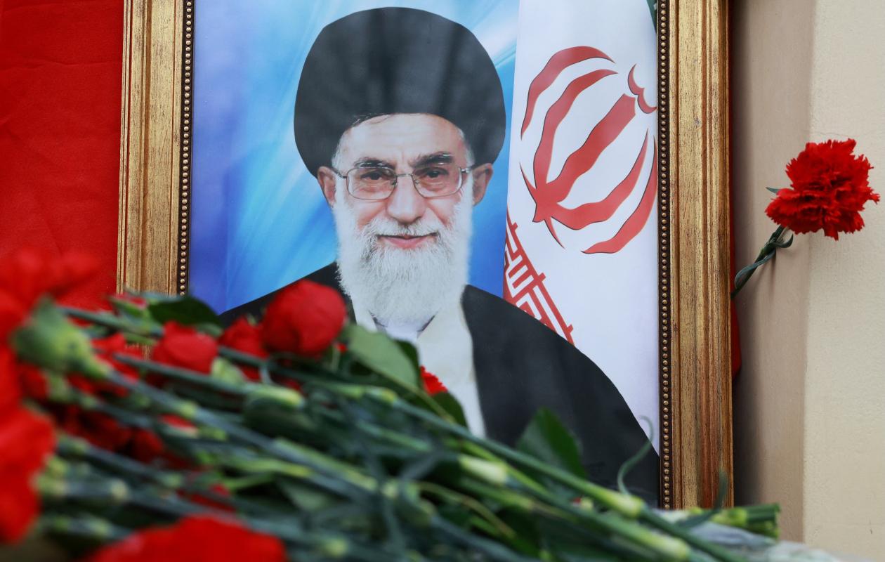 Les funérailles de l'ex-guide suprême Ali Khamenei passeront par l'Irak