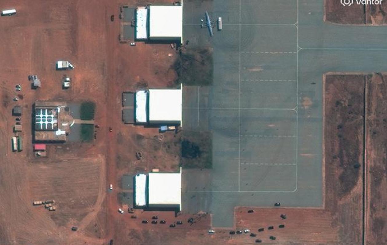 Attaque de l'aéroport de Niamey: le ministère de la Défense annonce la mort de 11 soldats et deux civils
