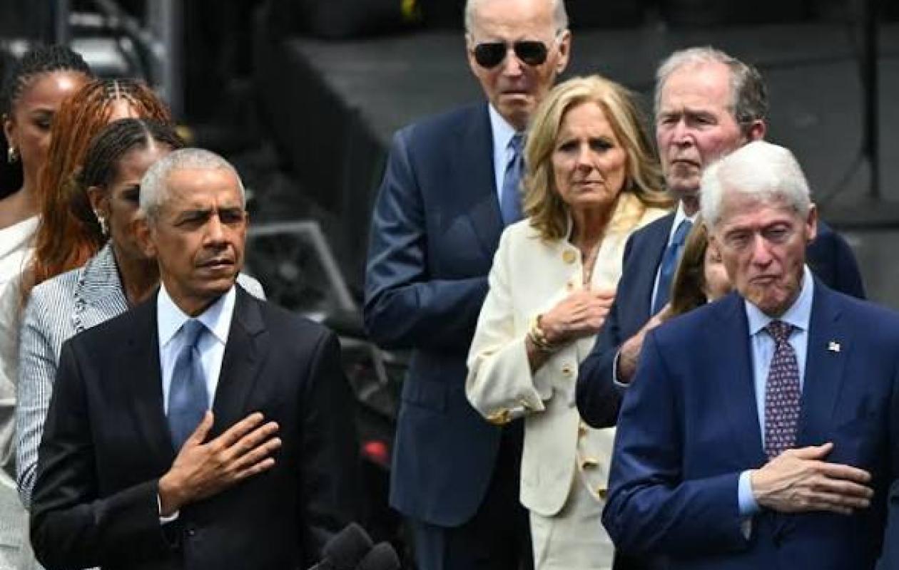 Entouré de trois anciens présidents, Barack Obama inaugure son musée présidentiel à Chicago