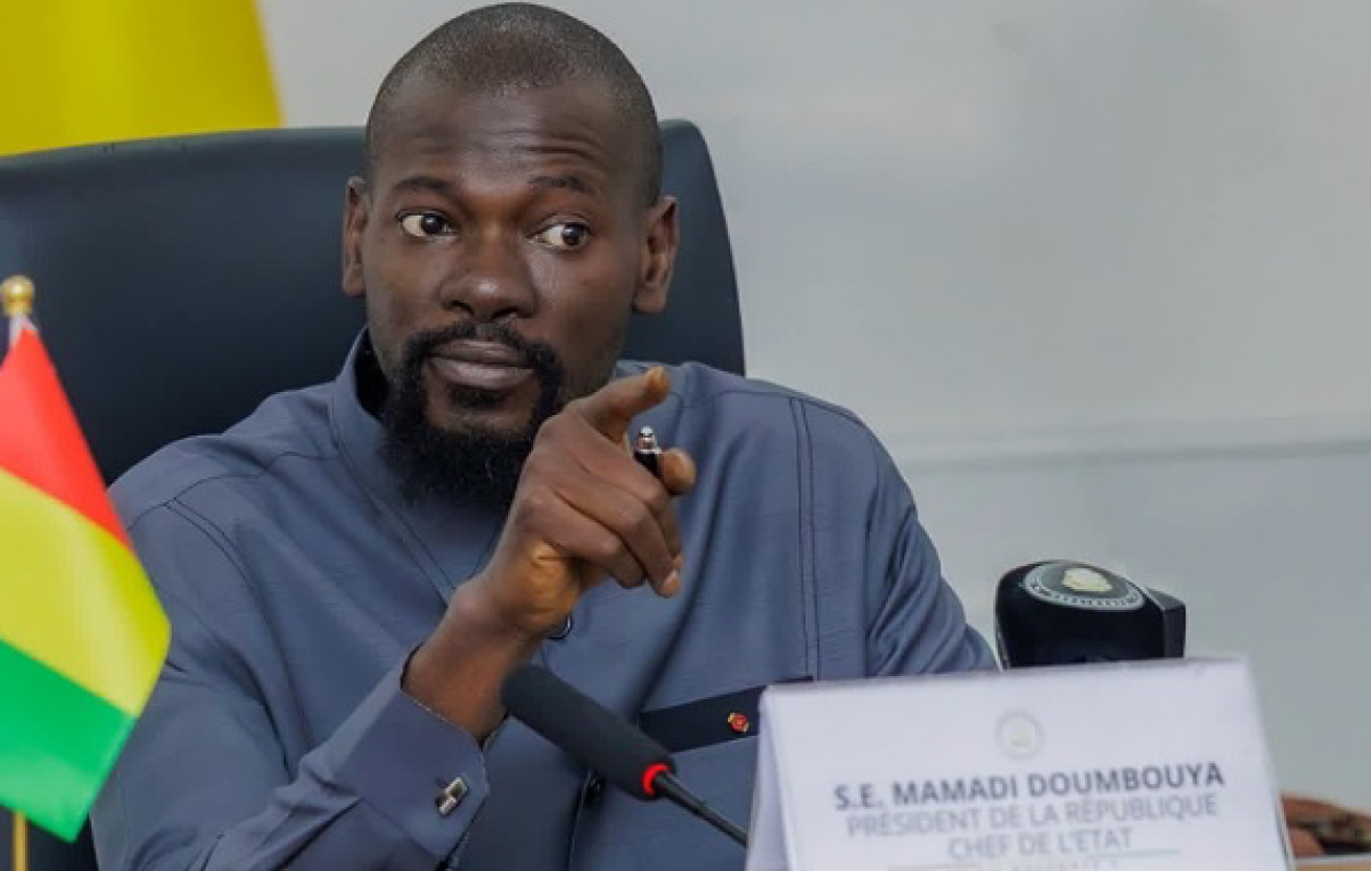 Mamadi Doumbouya : « Tout opérateur qui continuera d’exporter de l’or brut verra son agrément suspendu »