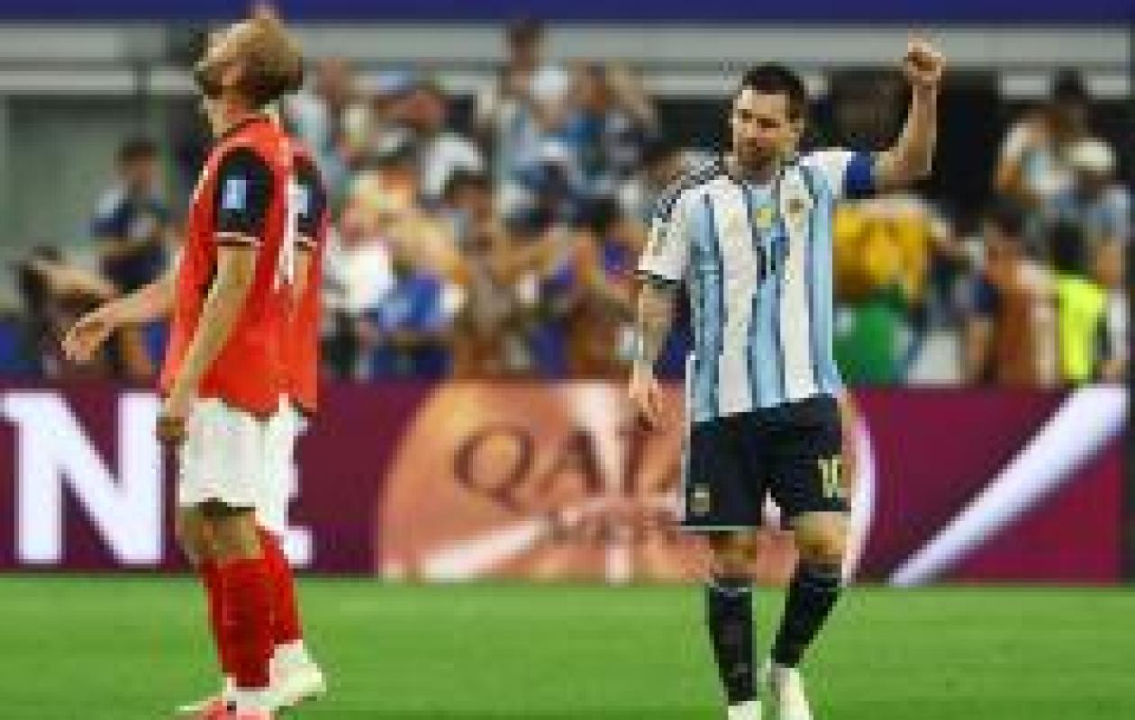 Lionel Messi devient le meilleur buteur de l'histoire de la Coupe du monde et l'Argentine se qualifie en battant l'Autriche