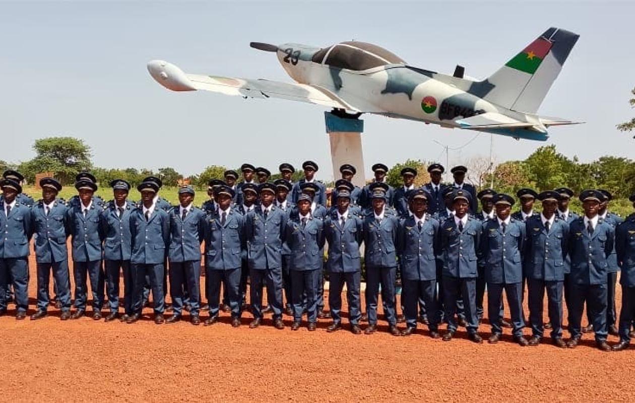 Souveraineté : Pour la première fois de l’histoire, l’Armée de l’Air burkinabè forme 53 mécaniciens aéronautiques