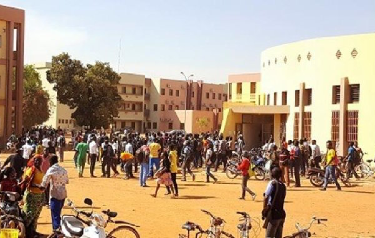 Burkina : Le ministère de l’Enseignement supérieur dément les rumeurs sur un prétendu paiement de 500 000 FCFA pour les autorisations d’études à l’extérieur