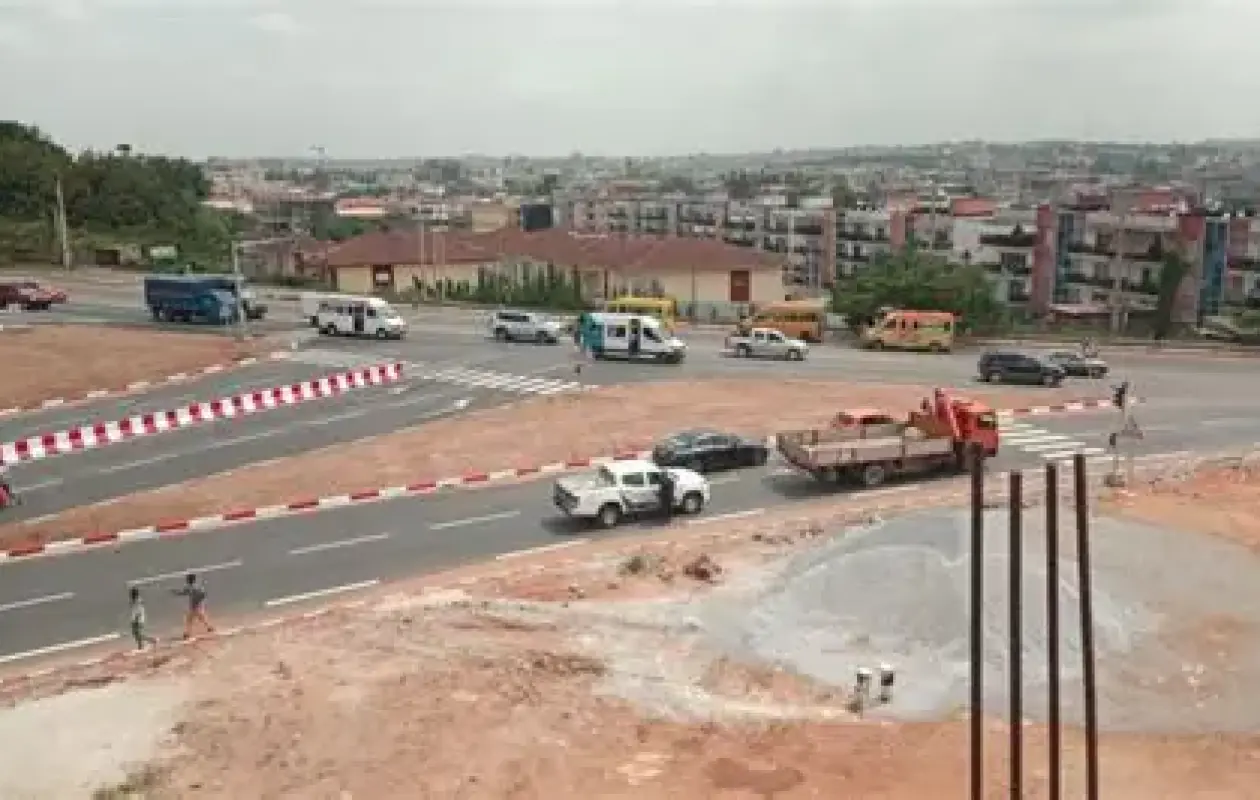 Bingerville : le boulevard Dominique Ouattara rouvert provisoirement à la circulation dès ce lundi