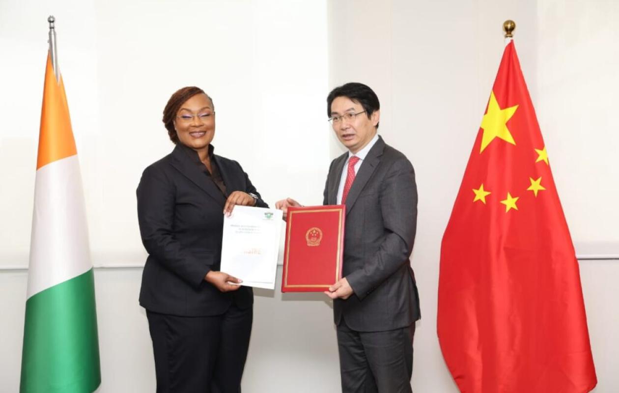 Solidarité : la Chine offre 2 410 tonnes de riz à la Côte d’Ivoire pour soutenir les populations vulnérables