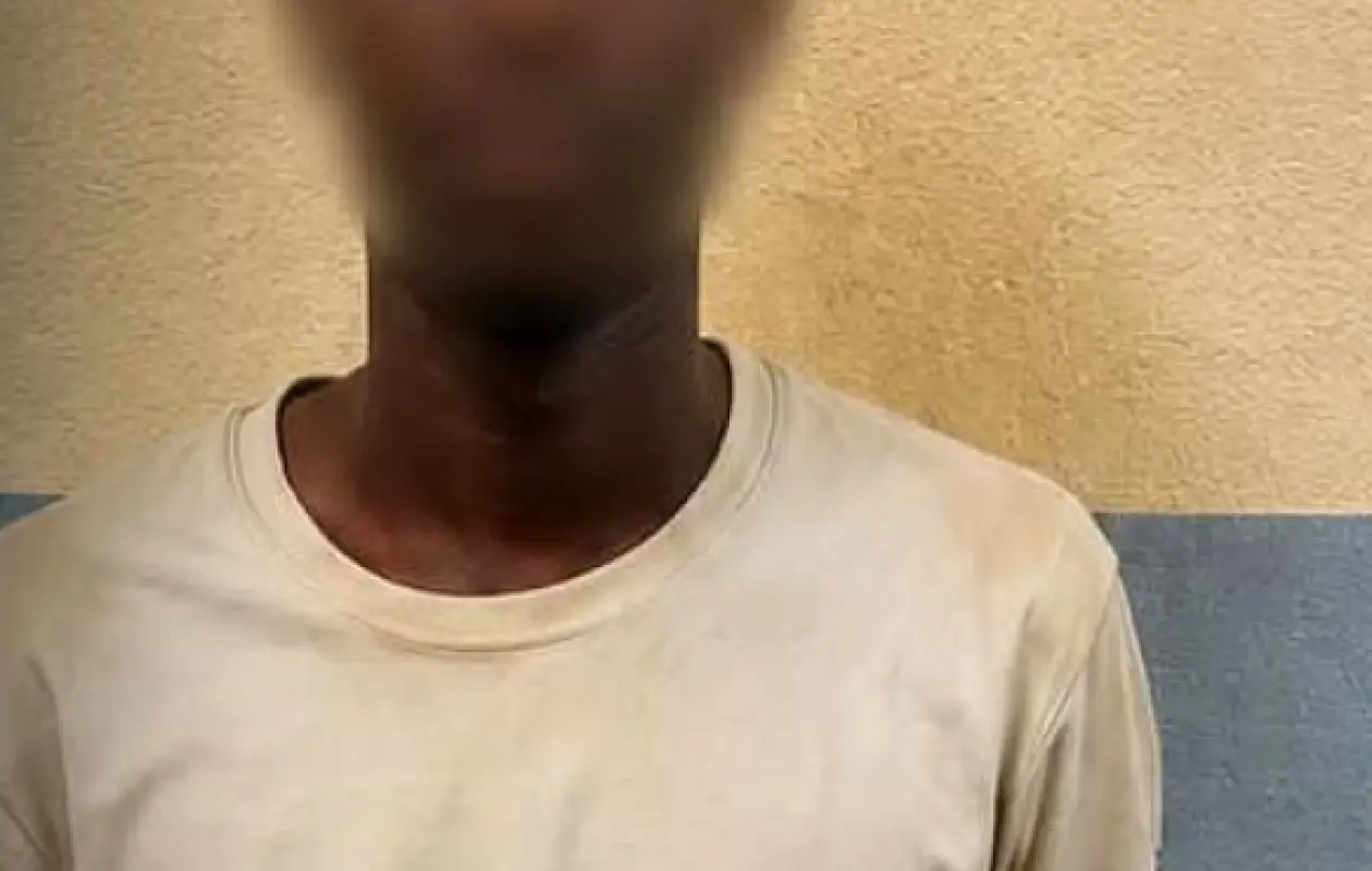 Côte d’Ivoire : Un jeune homme interpellé après des accusations d’atteinte à l’intégrité d’une adolescente