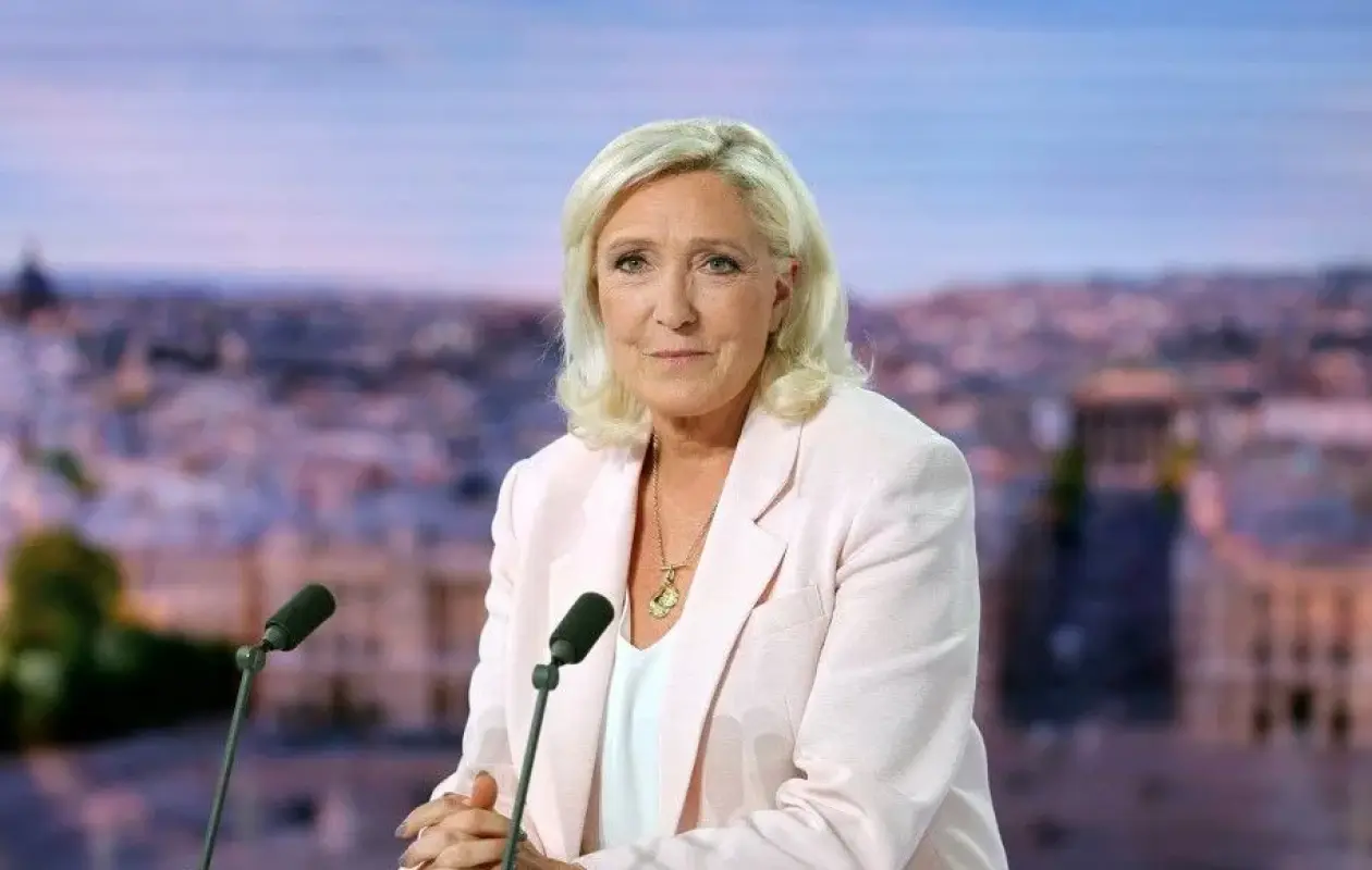 Présidentielle 2027 : Marine Le Pen relance sa course à l’Élysée après sa condamnation en appel