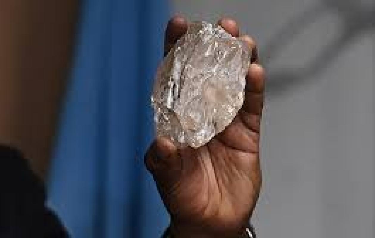 Afrique du Sud : le groupe De Beers ferme sa plus grande mine de diamants pour 2 ans