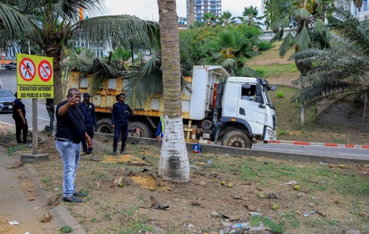 Abidjan : le District passe à l’offensive contre les occupations ...